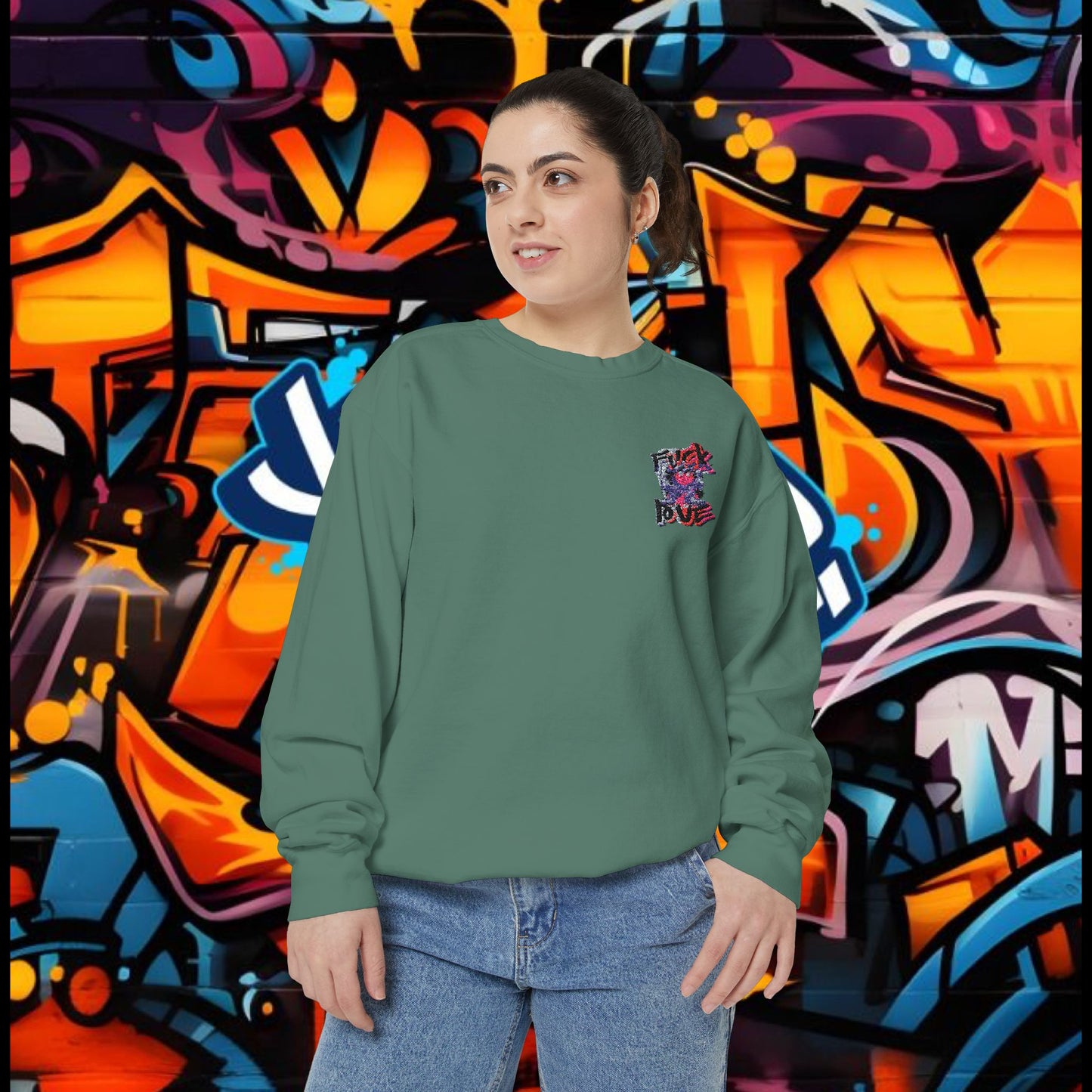 Sweatshirt - Fuck Love Embroidered Design